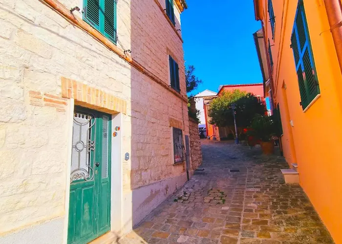 Trilo Torre In Centro Storico A Διαμέρισμα *