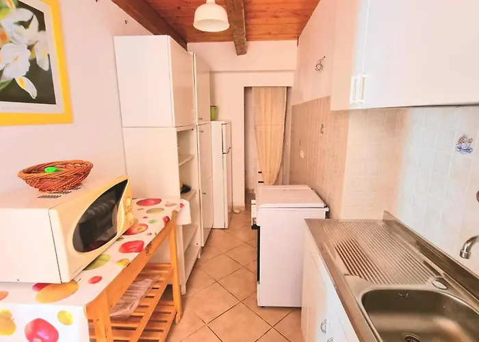 Trilo Torre In Centro Storico A Διαμέρισμα