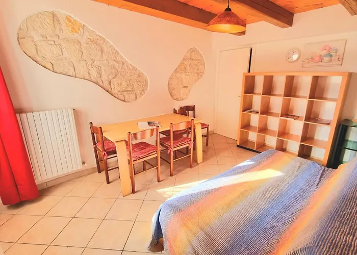 Trilo Torre In Centro Storico A * Numana