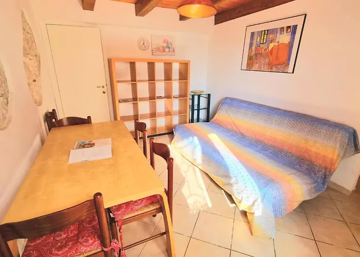 Trilo Torre In Centro Storico A Διαμέρισμα